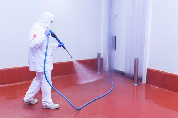 Best Gas Station Cleaning  in Lakewood, CA